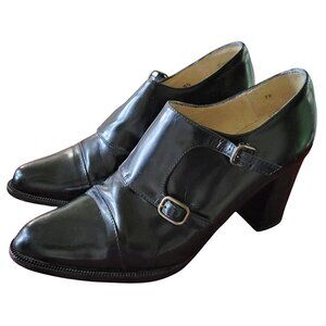 Vintage Kenneth Cole Black Leather 2 Buckle Pumps